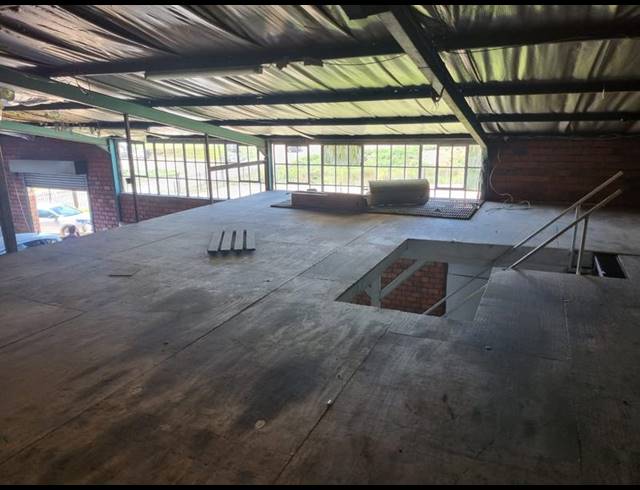 INDUSTRIAL FOR SALE IN MERRIVALE